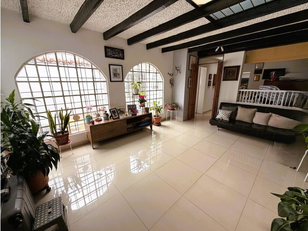 Casa de 4 alcobas en venta en Nueva Autopista, Bogotá, 160 m² · foto 3 de 20