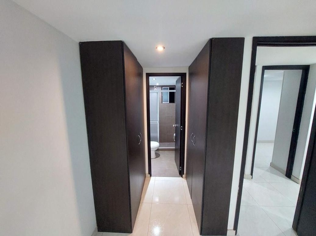 Apartamento de 3 alcobas en venta en Republica De Canada, Bogotá, 54 m² · foto 4 de 17