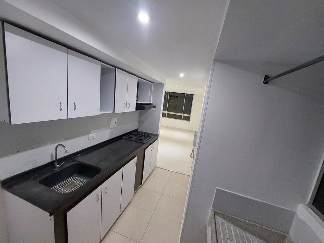 Apartamento de 3 alcobas en venta en Republica De Canada, Bogotá, 54 m² · foto 15 de 17