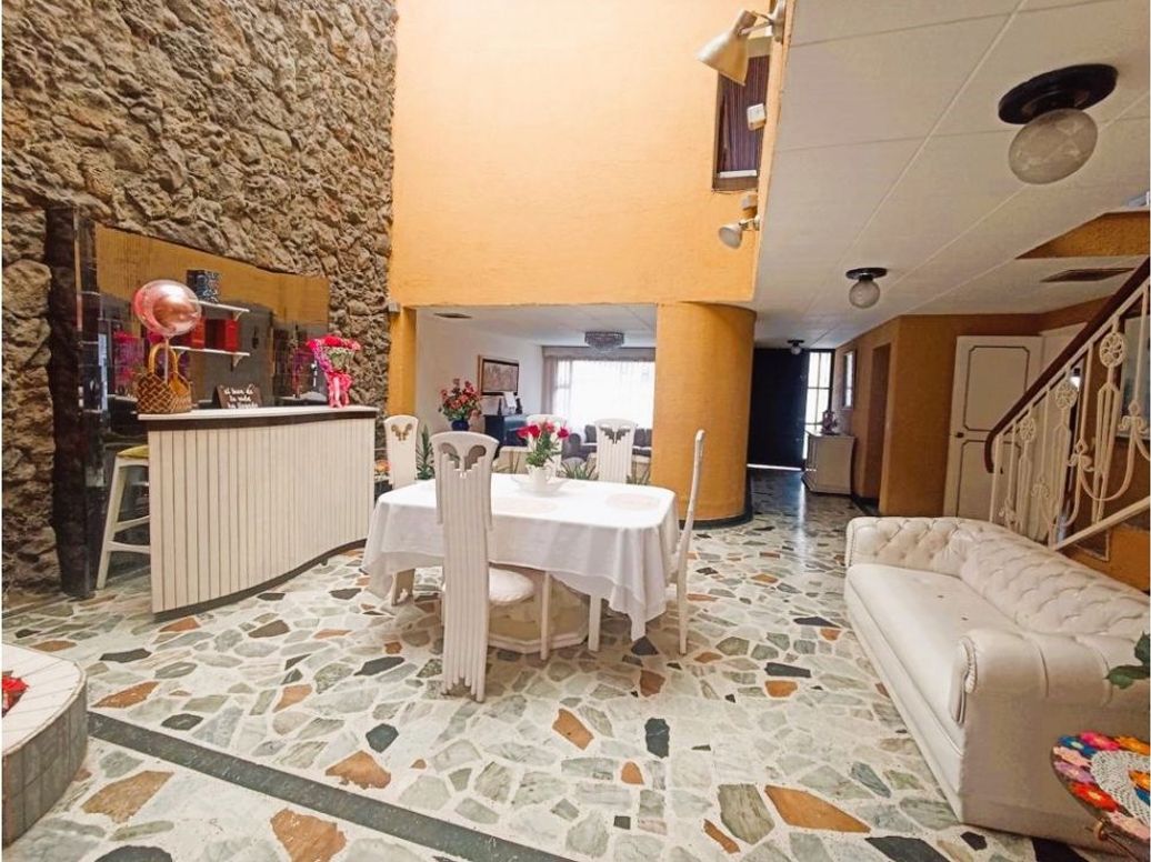 Casa en venta en Cedritos, Bogotá · foto 4 de 11