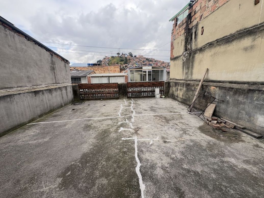 Casa de 7 alcobas en venta en Gustavo Restrepo, Bogotá, 190 m² · foto 20 de 20