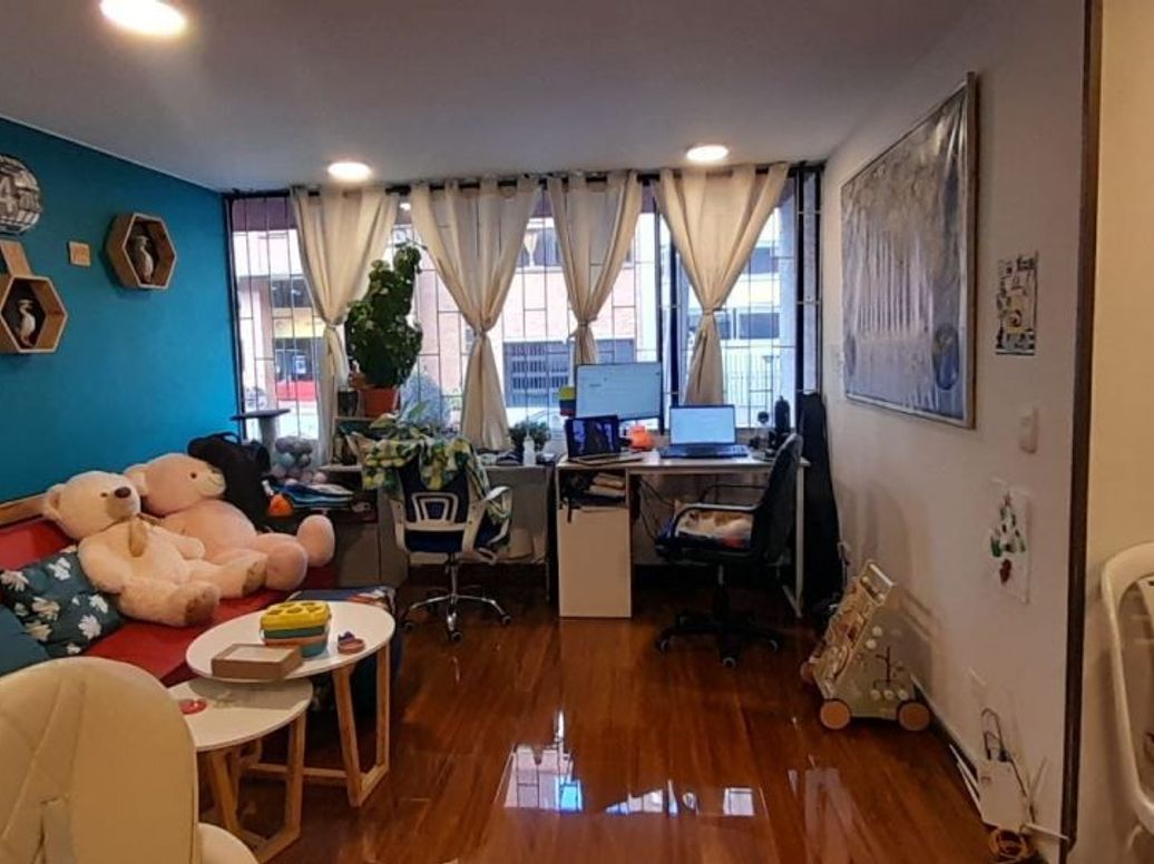 Apartamento de 1 alcoba en venta en Sagrado Corazon, Bogotá, 46 m² · foto 2 de 11