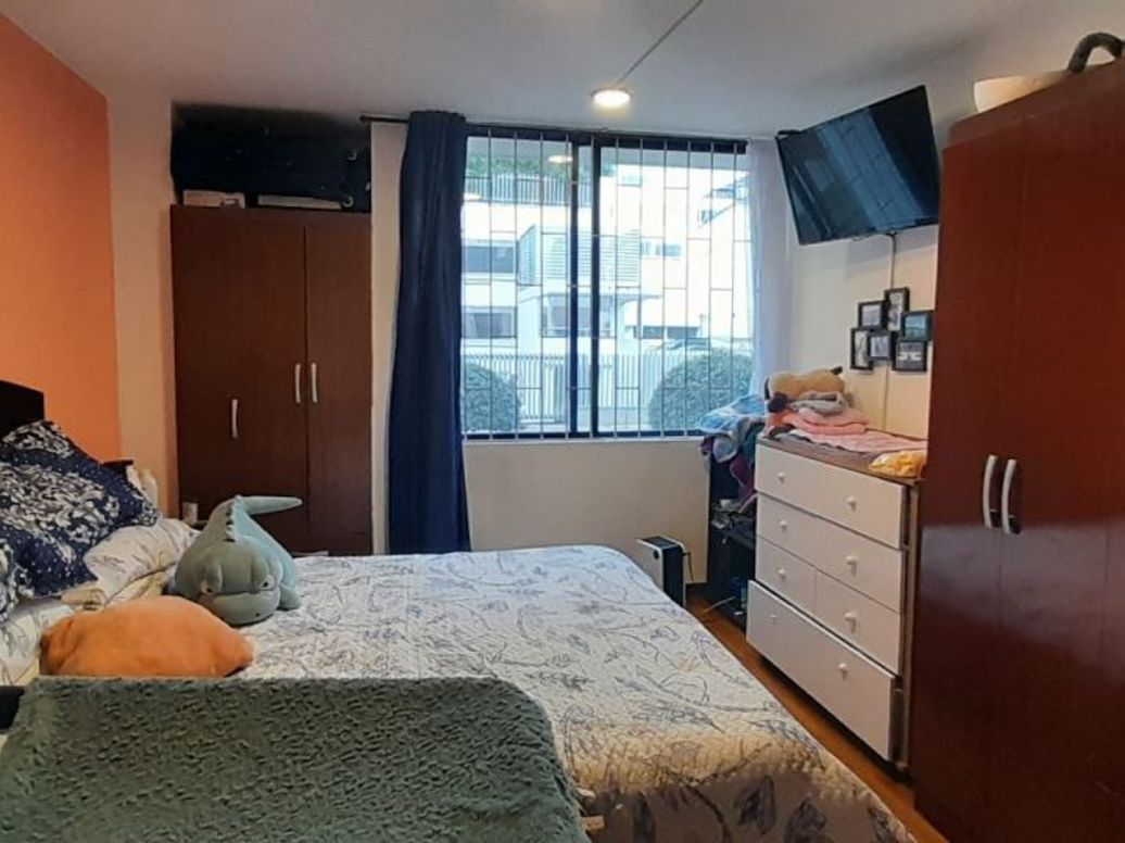 Apartamento de 1 alcoba en venta en Sagrado Corazon, Bogotá, 46 m² · foto 10 de 11