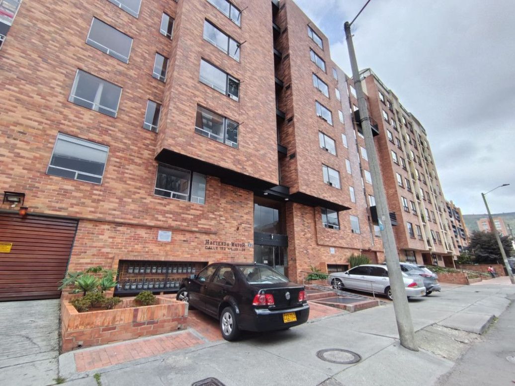 Apartamento de 2 alcobas en arriendo en Parques De Lorena, Bogotá, 55 m² · foto 2 de 20