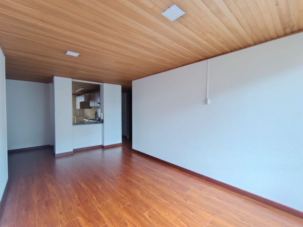 Apartamento de 2 alcobas en arriendo en Parques De Lorena, Bogotá, 55 m² · foto 6 de 20