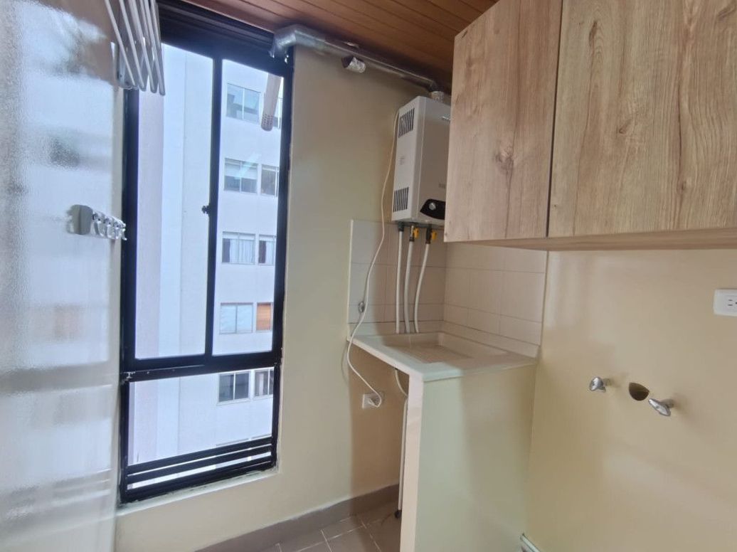 Apartamento de 2 alcobas en arriendo en Parques De Lorena, Bogotá, 55 m² · foto 15 de 20