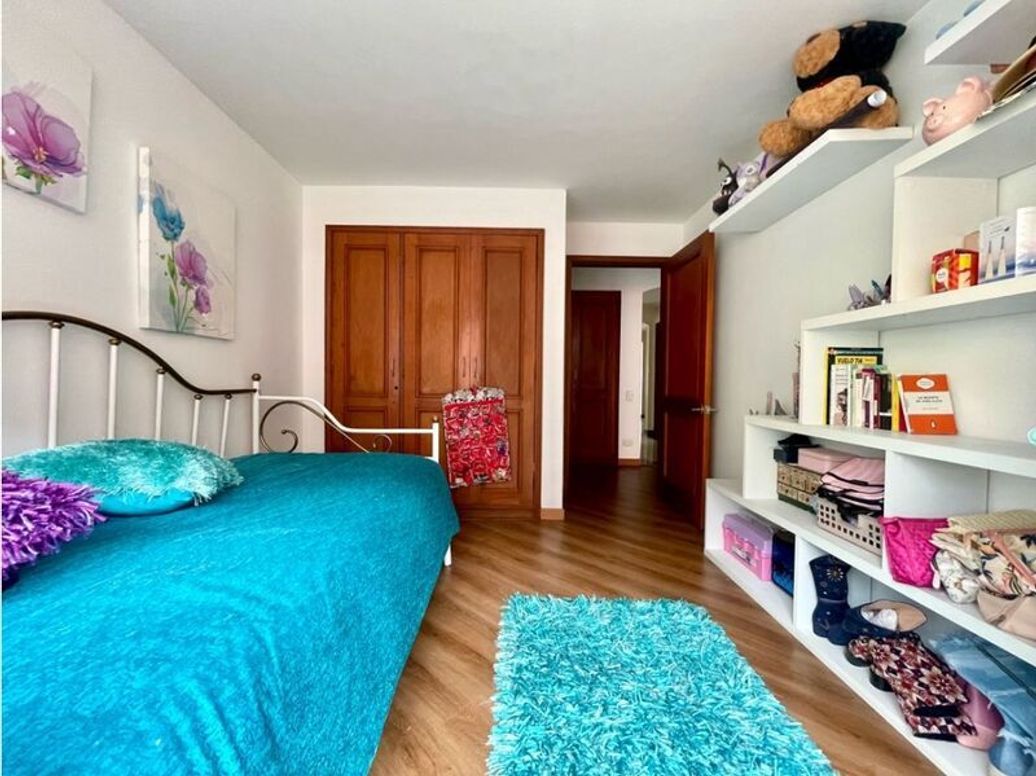 Apartamento de 3 alcobas en venta en Santa Barbara Central, Bogotá, 153 m² · foto 15 de 19
