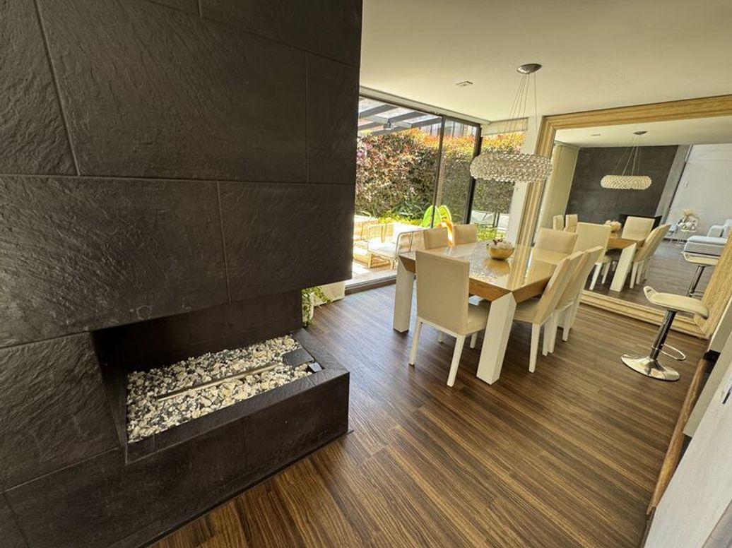 Casa de 4 alcobas en venta en Casa Blanca, Bogotá, 225 m² · foto 3 de 20