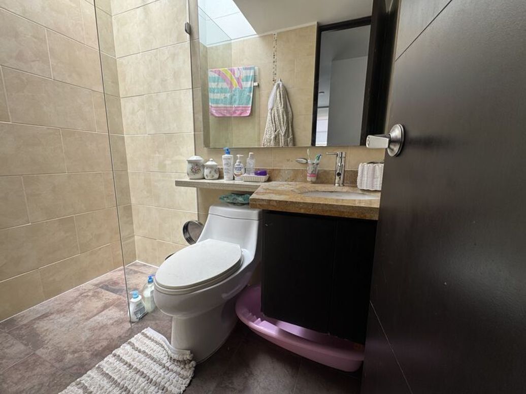 Casa de 4 alcobas en venta en Casa Blanca, Bogotá, 225 m² · foto 17 de 20