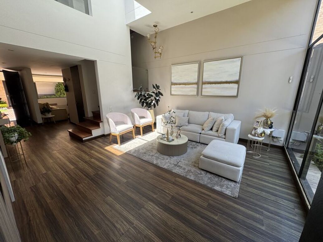 Casa de 4 alcobas en venta en Casa Blanca, Bogotá, 225 m² · foto 2 de 20