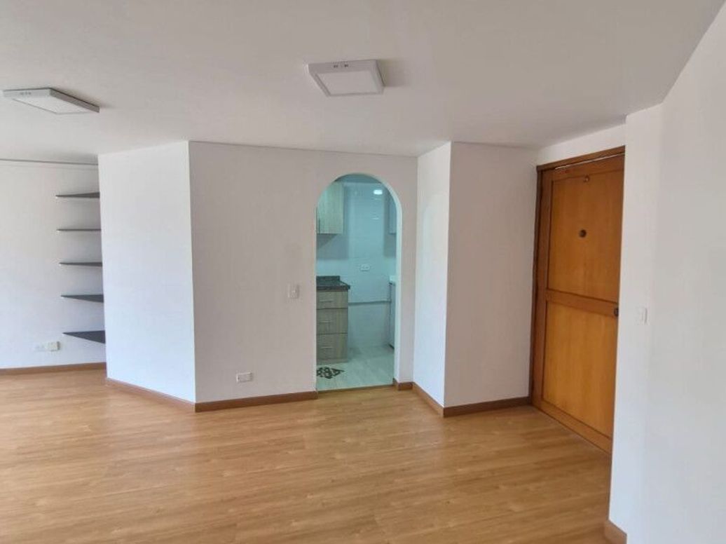 Apartamento de 2 alcobas en venta en Chapinero Central, Bogotá, 53 m² · foto 5 de 20