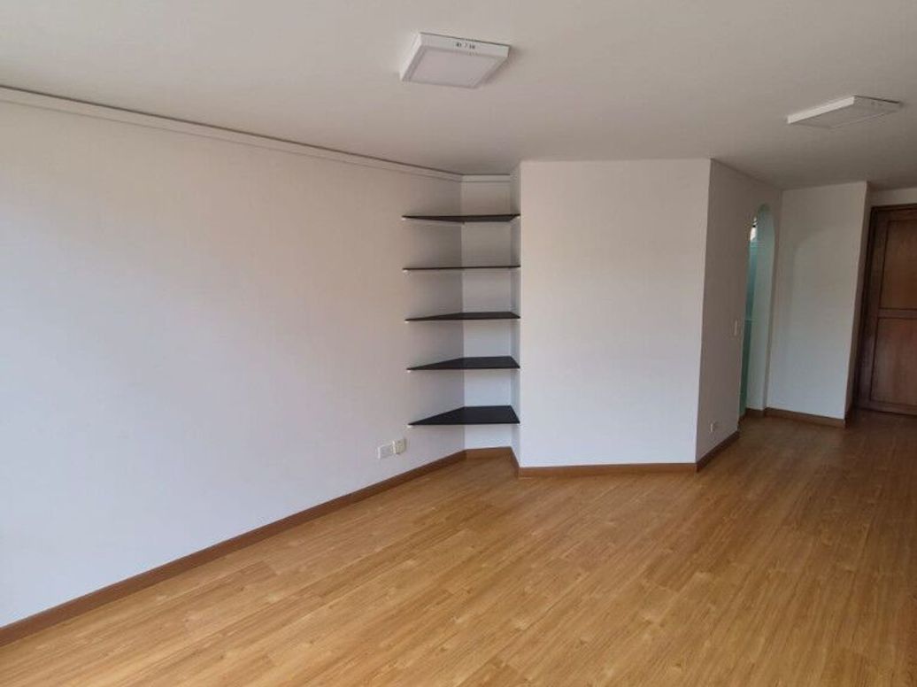 Apartamento de 2 alcobas en venta en Chapinero Central, Bogotá, 53 m² · foto 9 de 20