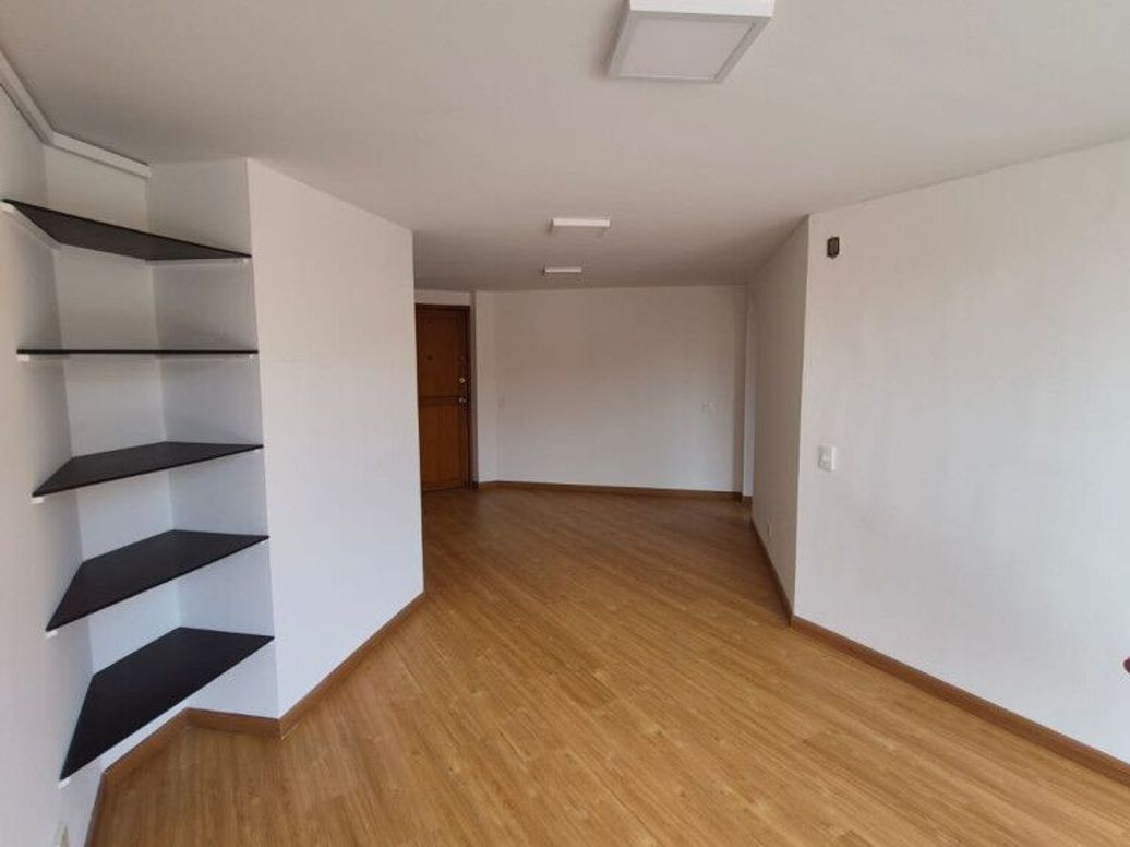 Apartamento de 2 alcobas en venta en Chapinero Central, Bogotá, 53 m² · foto 4 de 20
