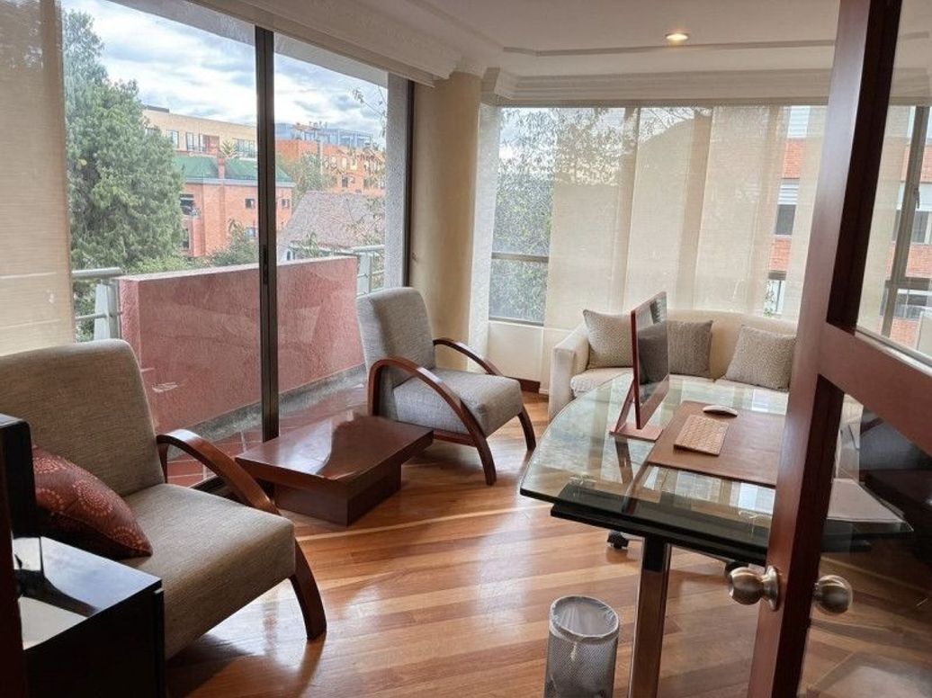 Apartamento de 3 alcobas en venta en La Calleja, Bogotá, 227 m² · foto 4 de 16