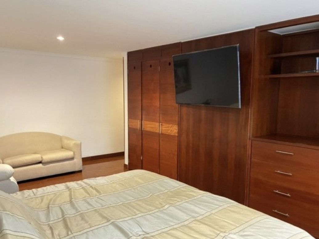 Apartamento de 3 alcobas en venta en La Calleja, Bogotá, 227 m² · foto 11 de 16