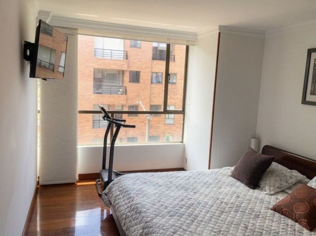Apartamento de 3 alcobas en venta en La Calleja, Bogotá, 227 m² · foto 13 de 16