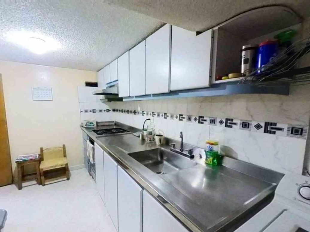 Apartamento de 3 alcobas en venta en Alcázares Norte, Bogotá, 75 m² · foto 11 de 20