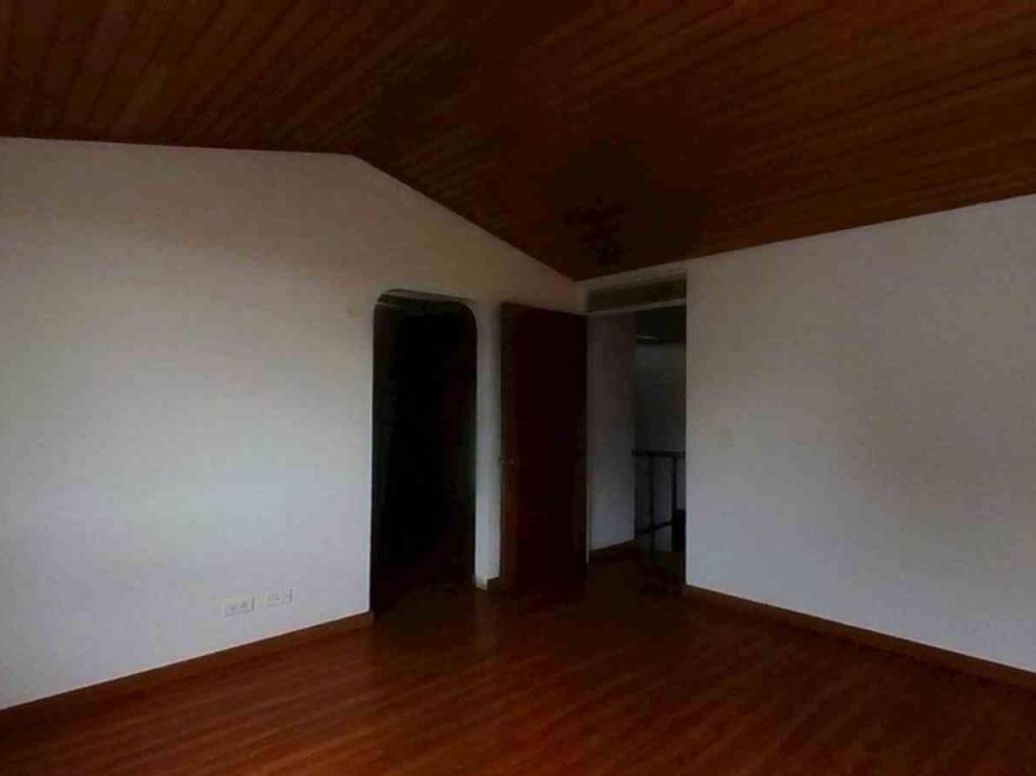 Apartamento de 2 alcobas en venta en Chapinero Alto, Bogotá, 84 m² · foto 7 de 18