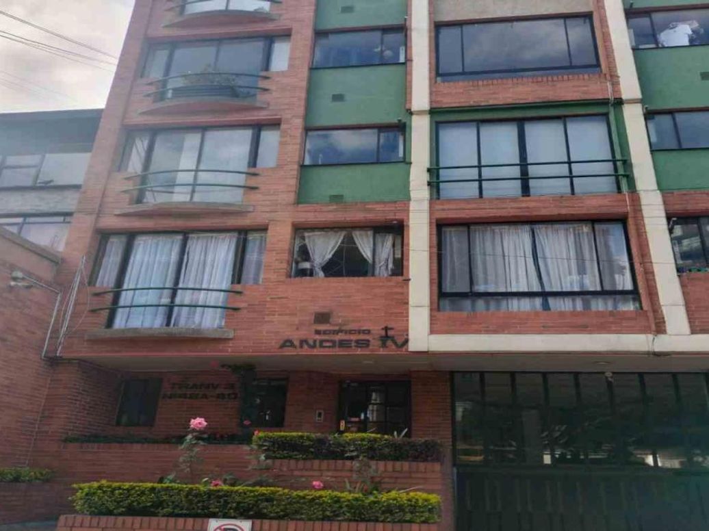 Apartamento de 2 alcobas en venta en Chapinero Alto, Bogotá, 84 m² · foto 14 de 18