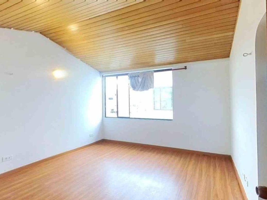 Apartamento de 2 alcobas en venta en Chapinero Alto, Bogotá, 84 m² · foto 3 de 18