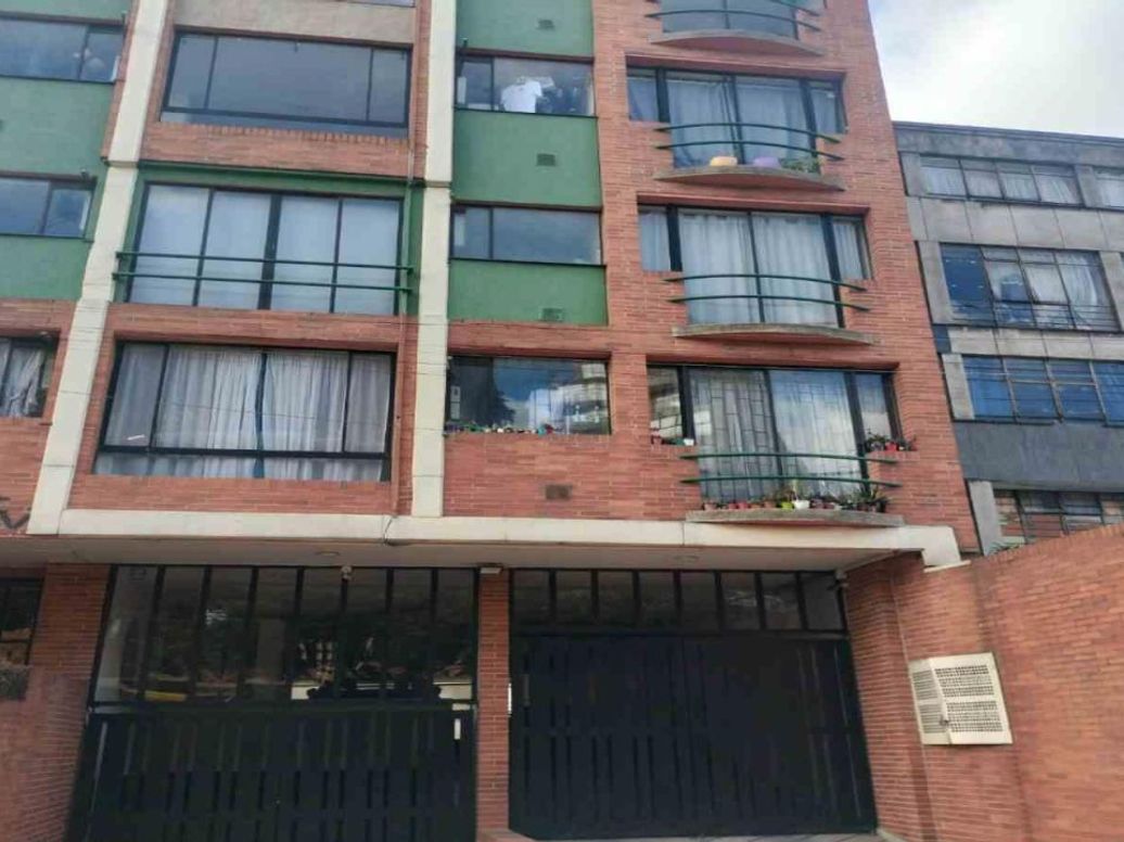 Apartamento de 2 alcobas en venta en Chapinero Alto, Bogotá, 84 m² · foto 15 de 18