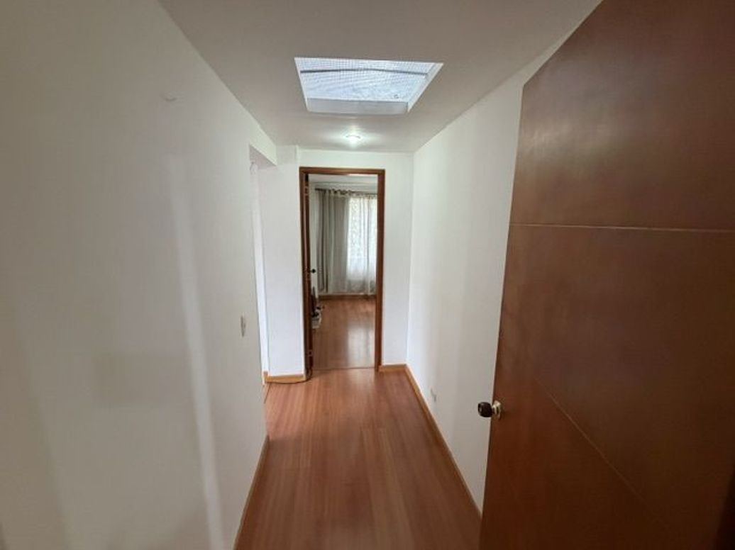 Casa de 5 alcobas en venta en Cedritos, Bogotá, 183 m² · foto 13 de 20