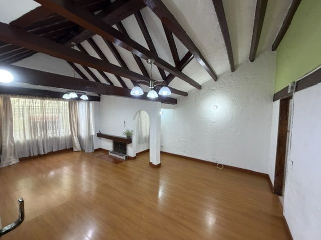 Casa de 5 alcobas en venta en Cedritos, Bogotá, 183 m² · foto 3 de 20