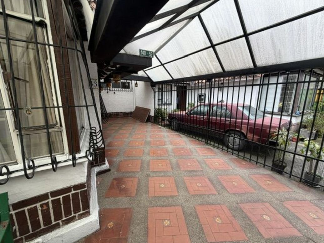 Casa de 5 alcobas en venta en Cedritos, Bogotá, 183 m² · foto 2 de 20