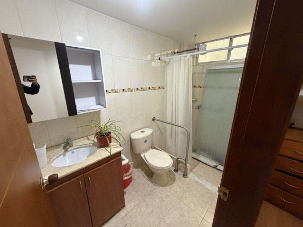 Casa de 5 alcobas en venta en Cedritos, Bogotá, 183 m² · foto 9 de 20