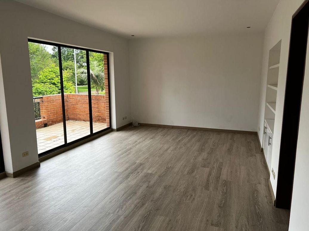 Casa de 4 alcobas en venta en Casa Blanca, Bogotá, 500 m² · foto 9 de 13