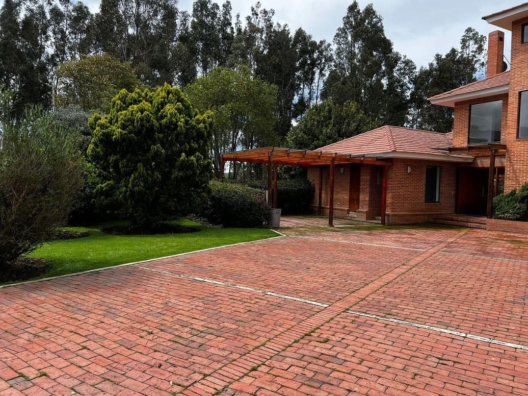 Casa de 4 alcobas en venta en Casa Blanca, Bogotá, 500 m² · foto 13 de 13