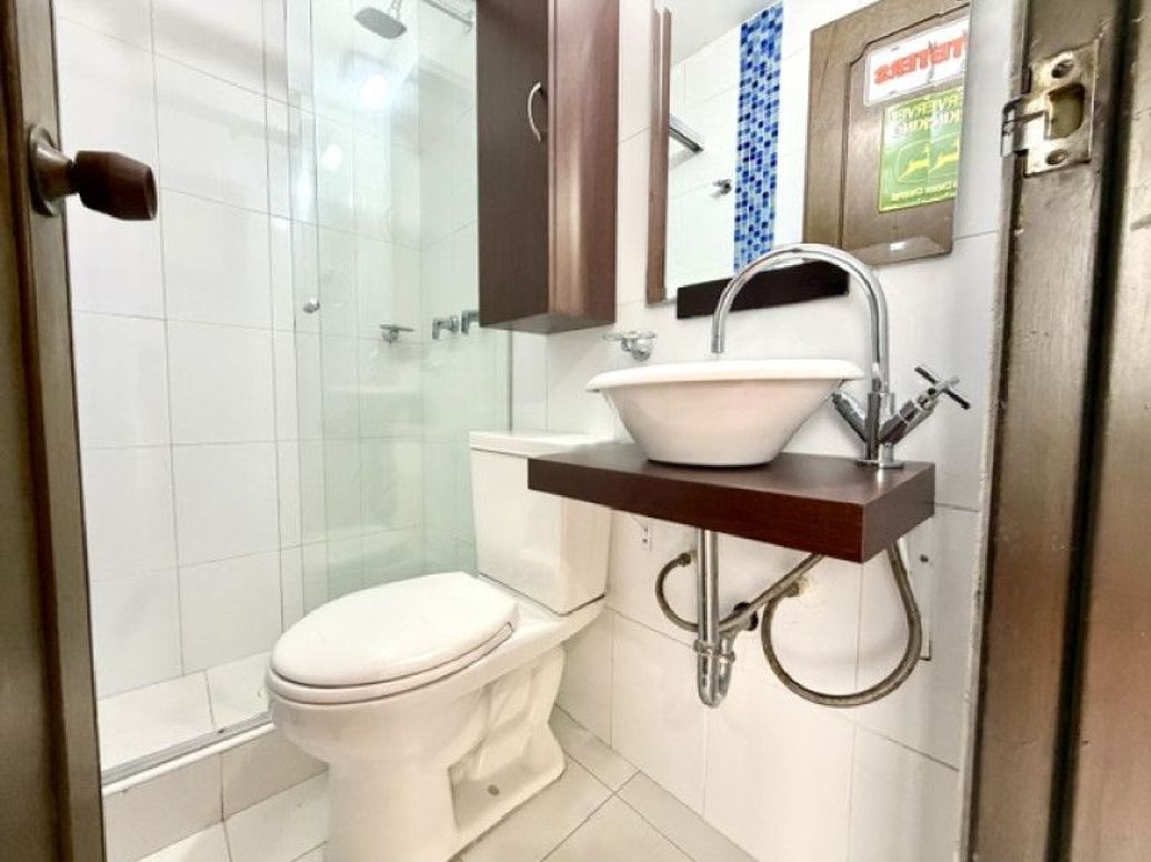 Apartamento de 4 alcobas en venta en Campo Alegre, Bogotá, 85 m² · foto 13 de 20