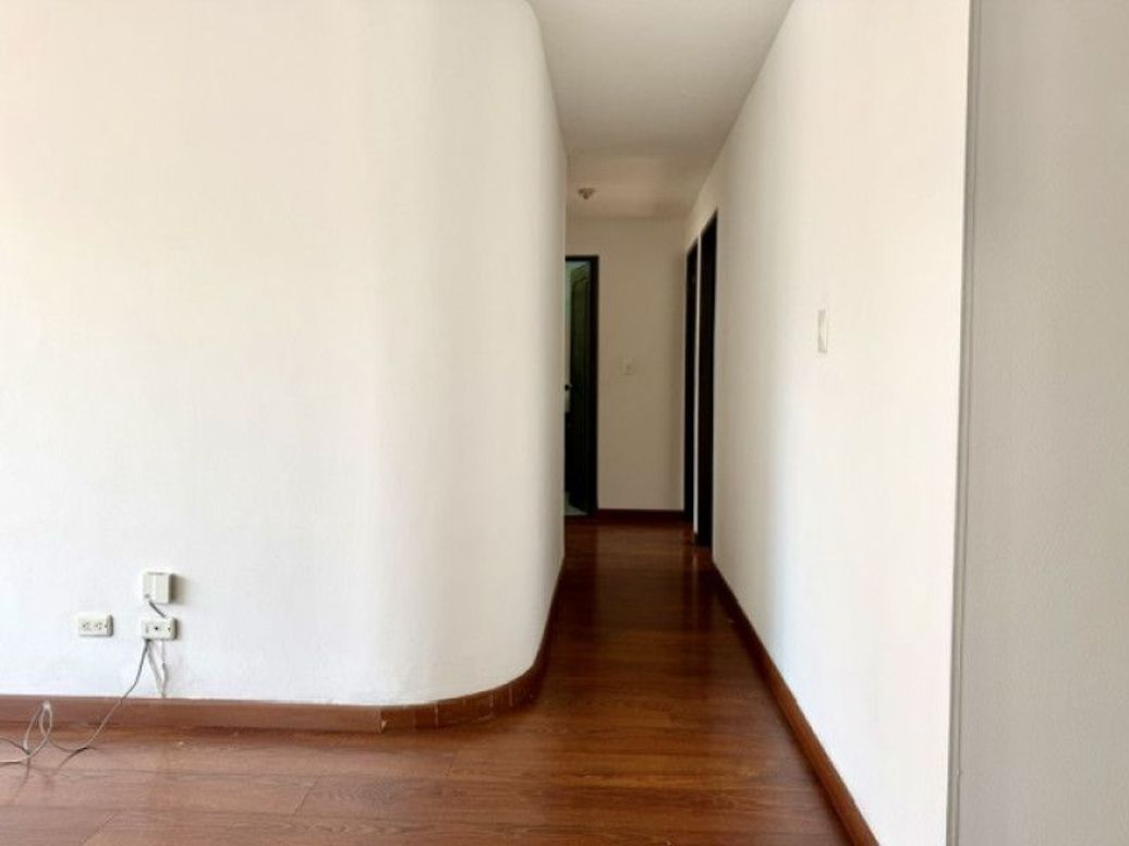 Apartamento de 4 alcobas en venta en Campo Alegre, Bogotá, 85 m² · foto 16 de 20