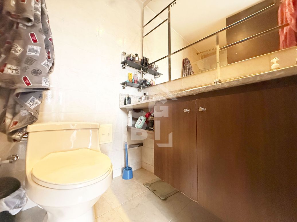 Apartamento de 3 alcobas en venta en El Plan, Bogotá, 194 m² · foto 18 de 20