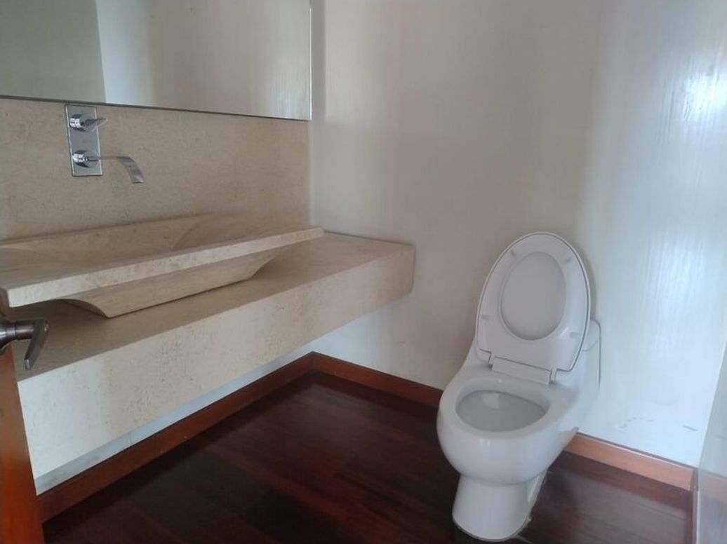 Apartamento de 5 alcobas en venta en Santa Barbara Occidental, Bogotá, 340 m² · foto 7 de 20