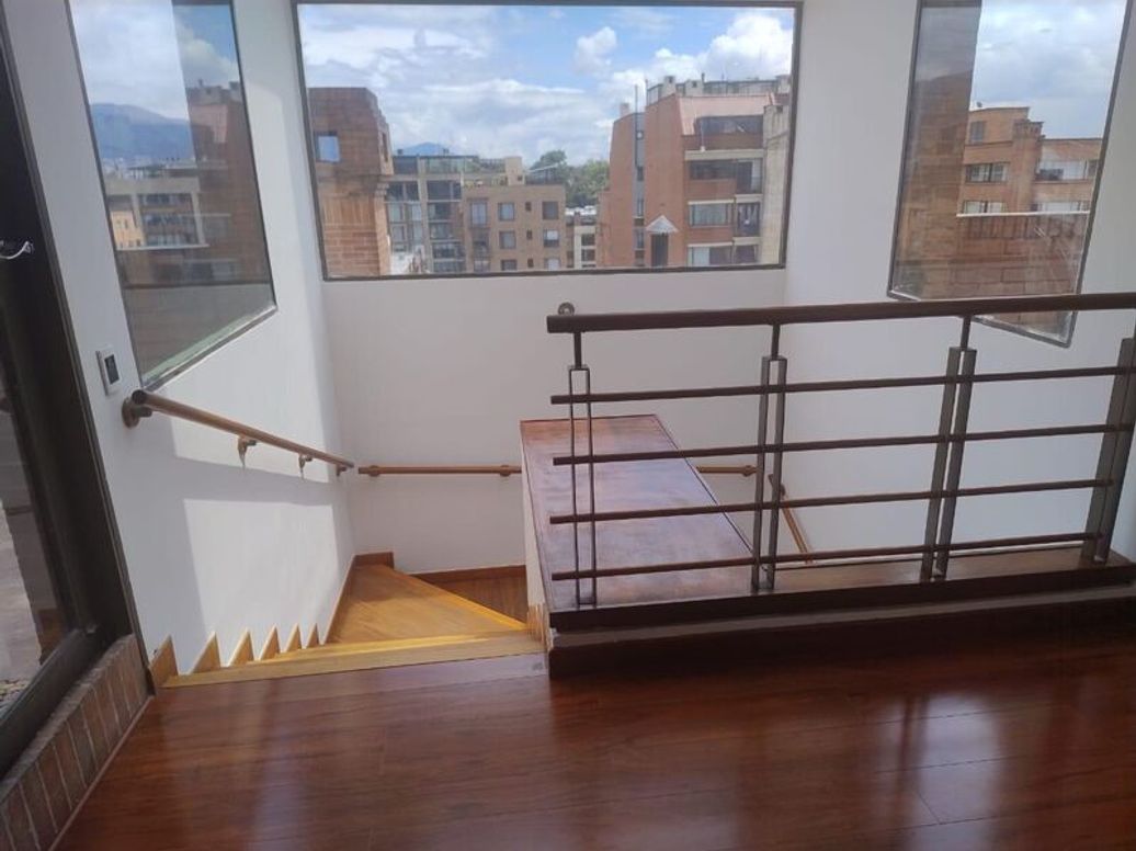 Apartamento de 5 alcobas en venta en Santa Barbara Occidental, Bogotá, 340 m² · foto 20 de 20