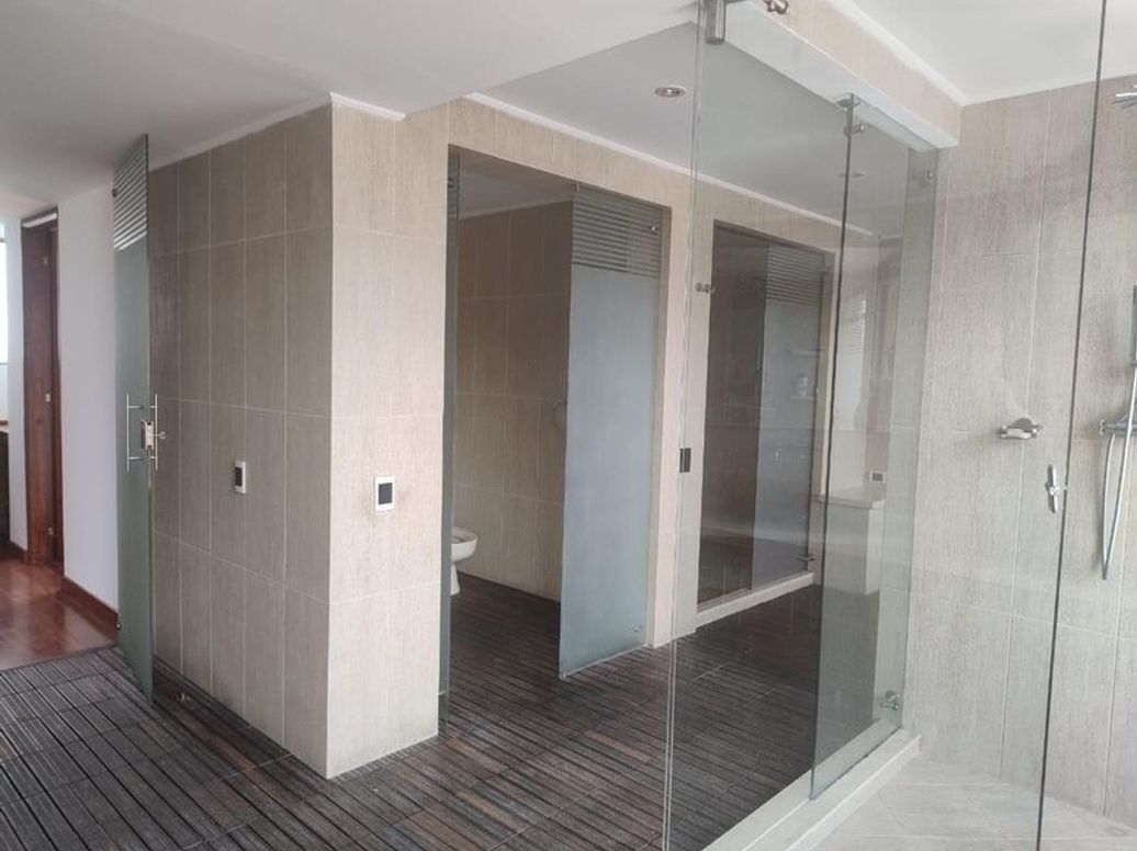 Apartamento de 5 alcobas en venta en Santa Barbara Occidental, Bogotá, 340 m² · foto 13 de 20