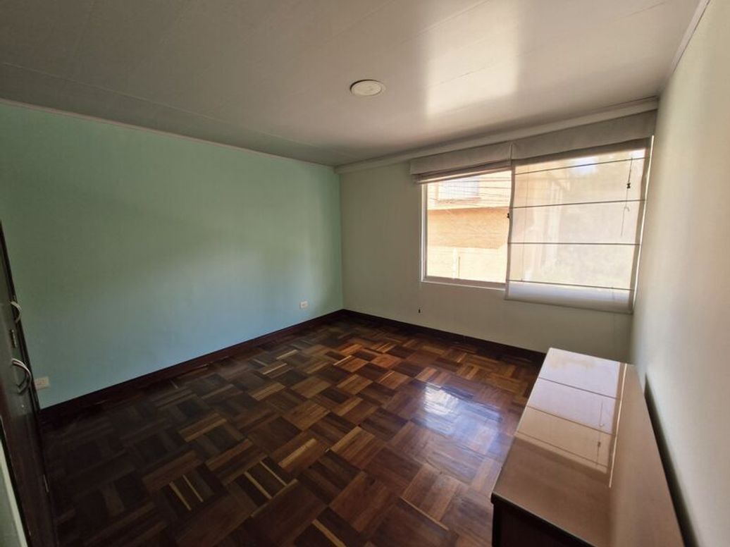 Apartamento de 6 alcobas en venta en Campin Occidental, Bogotá, 164 m² · foto 6 de 20