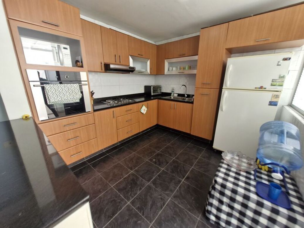 Apartamento de 6 alcobas en venta en Campin Occidental, Bogotá, 164 m² · foto 7 de 20