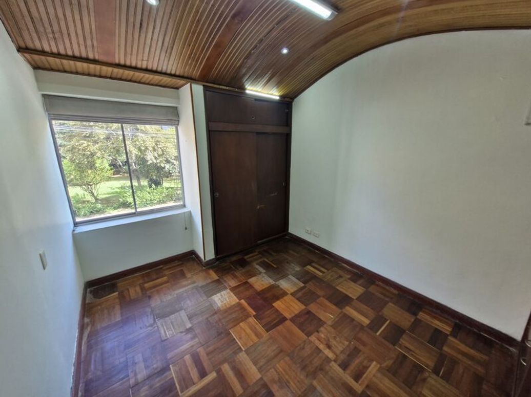 Apartamento de 6 alcobas en venta en Campin Occidental, Bogotá, 164 m² · foto 18 de 20