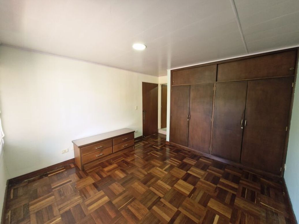 Apartamento de 6 alcobas en venta en Campin Occidental, Bogotá, 164 m² · foto 13 de 20
