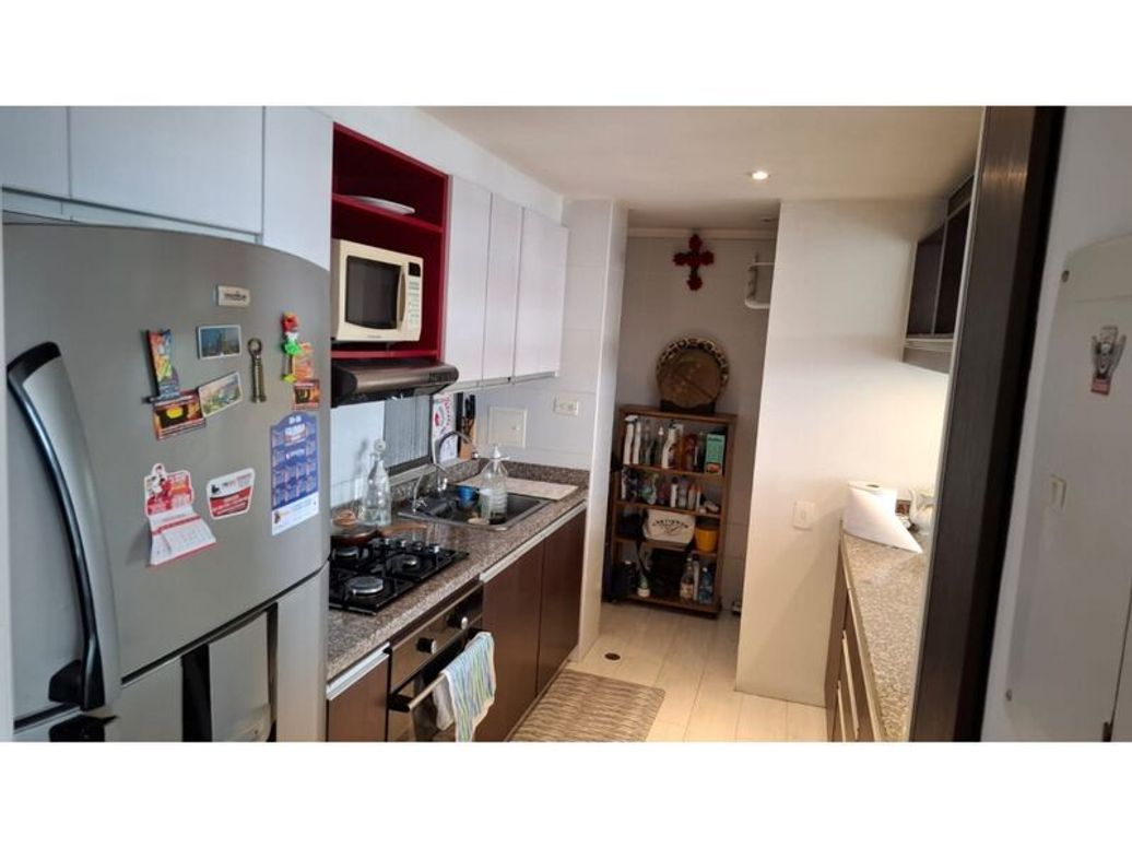 Apartamento de 3 alcobas en venta en Santa Cecilia, Bogotá, 92 m² · foto 6 de 20
