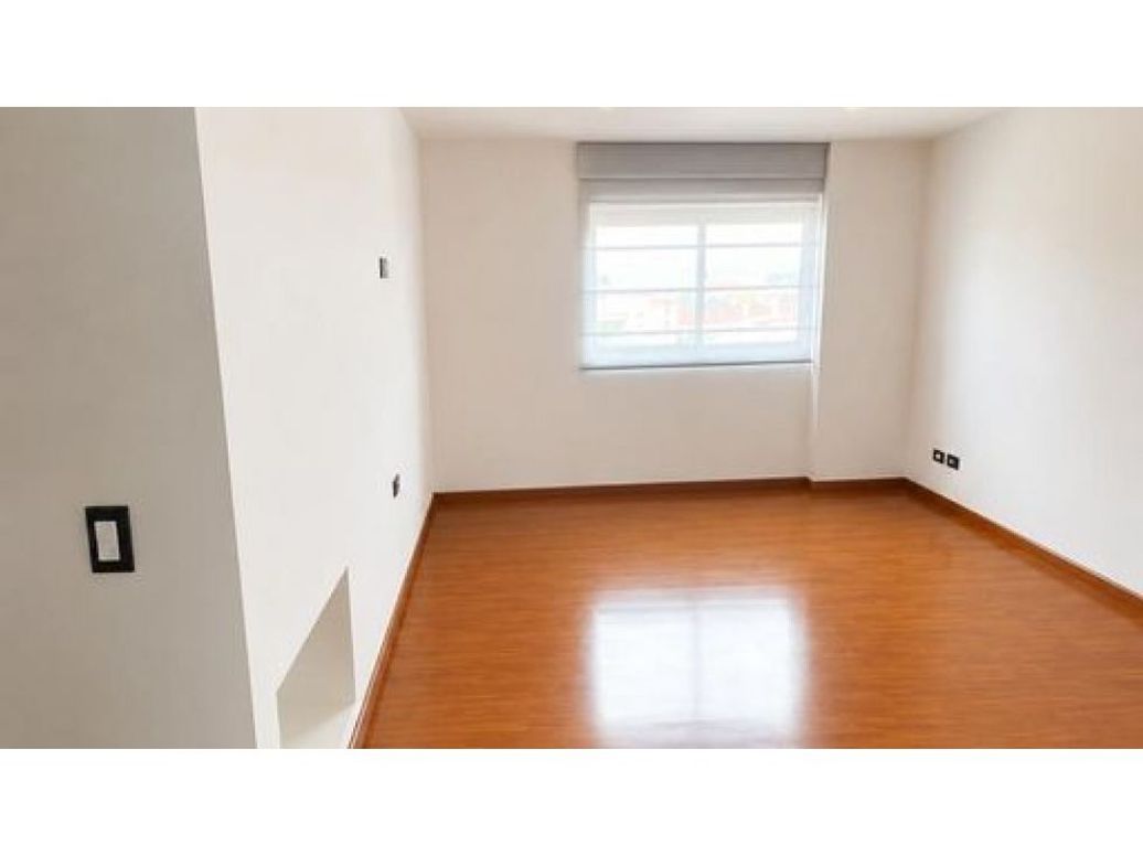 Apartamento de 4 alcobas en venta en El Batán, Bogotá, 186 m² · foto 10 de 19