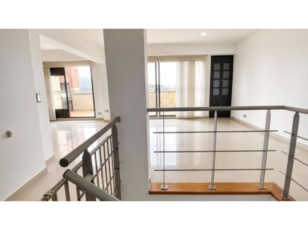 Apartamento de 4 alcobas en venta en El Batán, Bogotá, 186 m² · foto 6 de 19