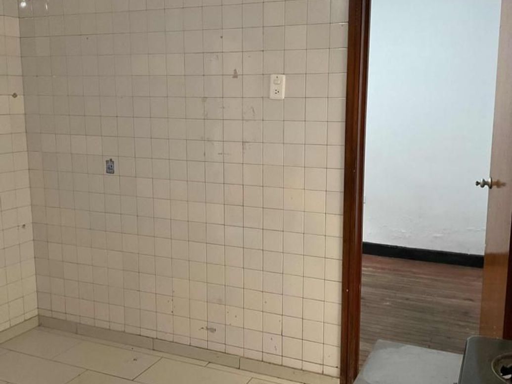 Casa de 7 alcobas en venta en Quinta Paredes, Bogotá, 269 m² · foto 20 de 20