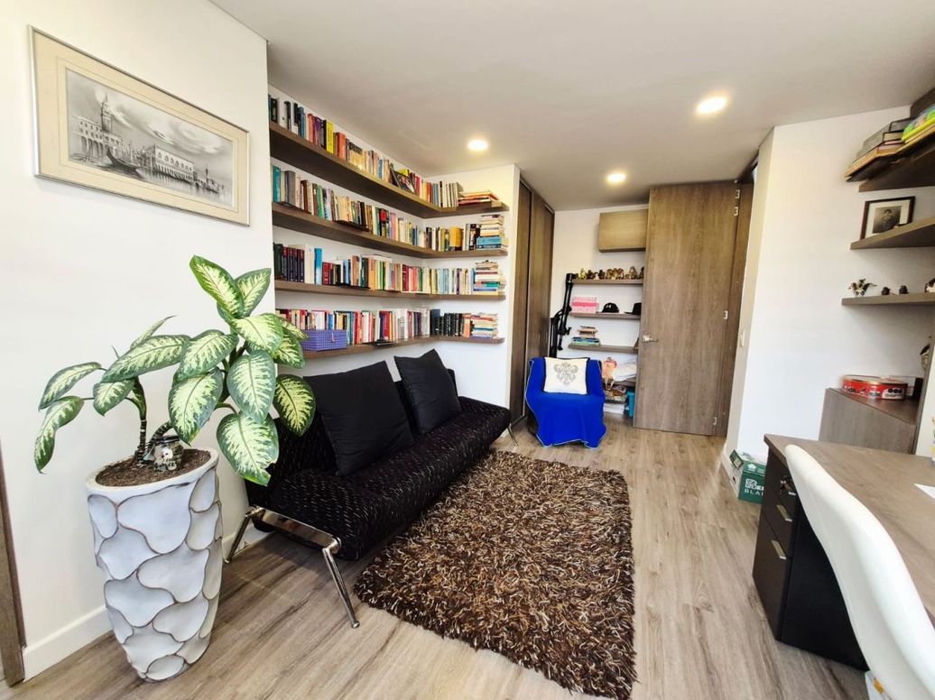 Apartamento de 3 alcobas en venta en Cr. El Bosque, Bogotá, 140 m² · foto 11 de 15