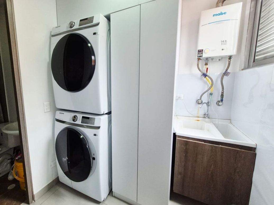 Apartamento de 3 alcobas en venta en Cr. El Bosque, Bogotá, 140 m² · foto 5 de 15