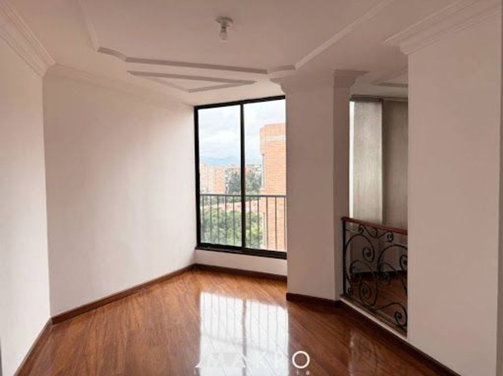 Apartamento de 3 alcobas en venta en Gratamira, Bogotá, 125 m² · foto 4 de 20