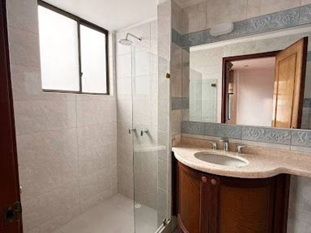 Apartamento de 3 alcobas en venta en Gratamira, Bogotá, 125 m² · foto 12 de 20