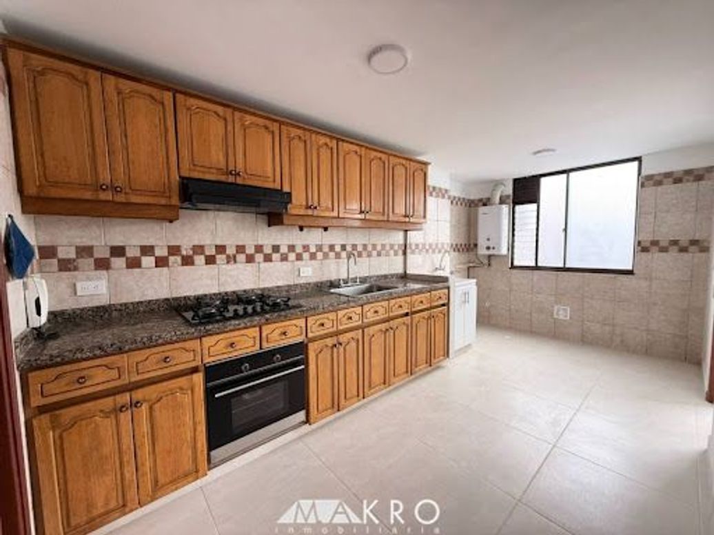 Apartamento de 3 alcobas en venta en Gratamira, Bogotá, 125 m² · foto 6 de 20